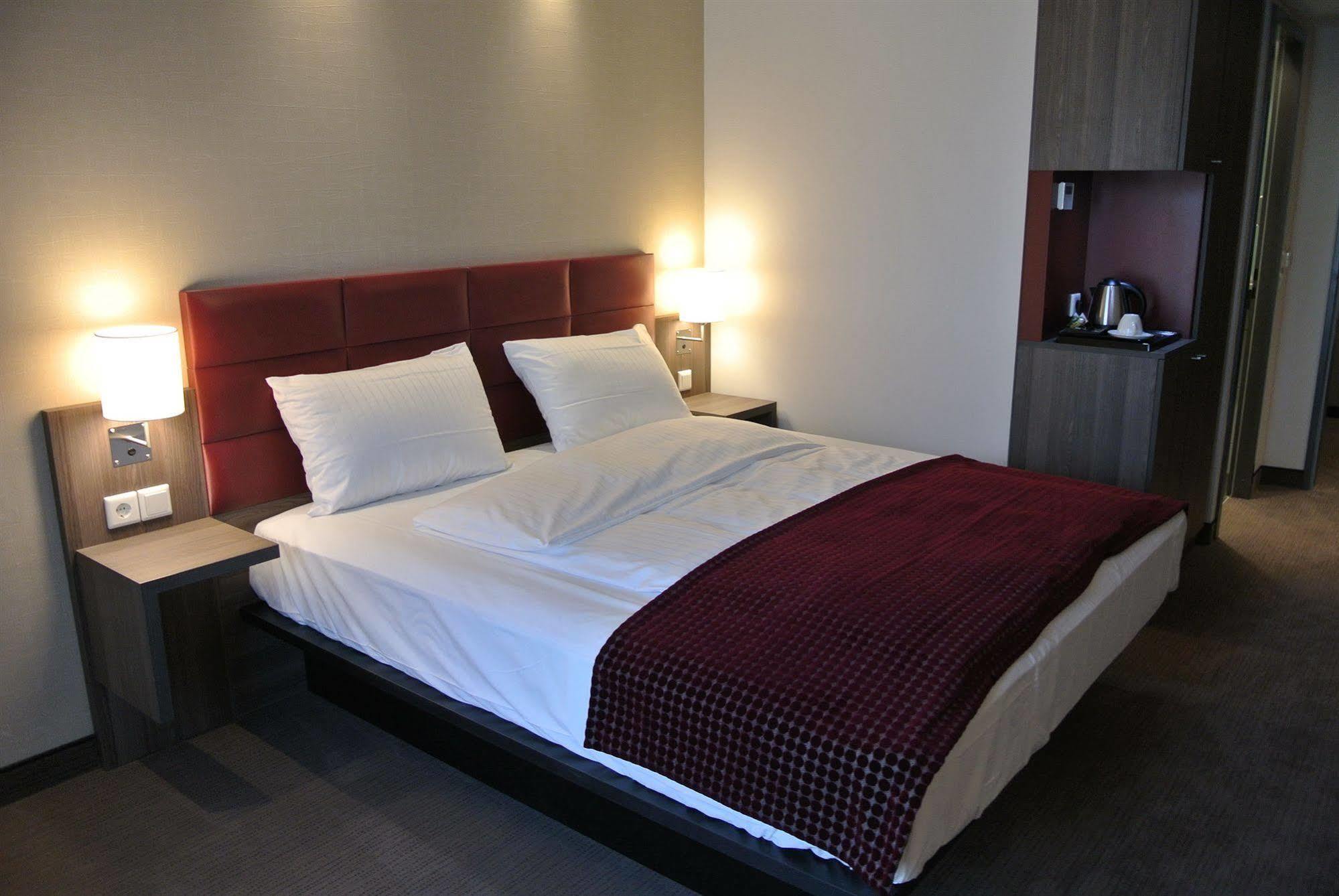 גשר Hotel Zur Krone מראה חיצוני תמונה